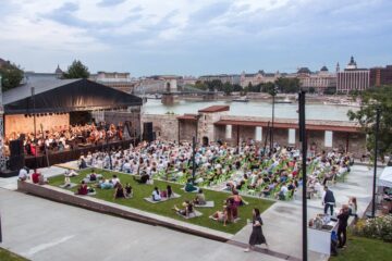 Zenélő Budapest szabadtéri koncert Budapesten