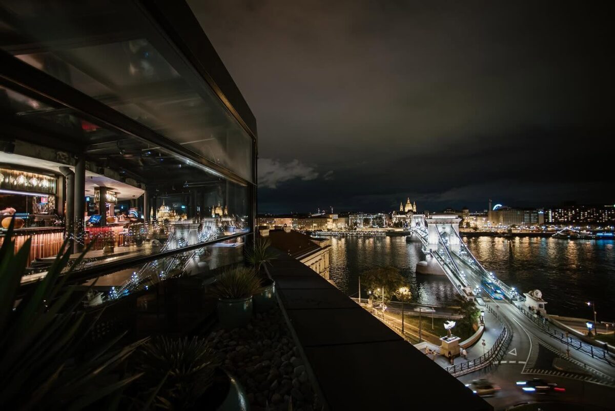 Leo Rooftop Bar in Budapest
