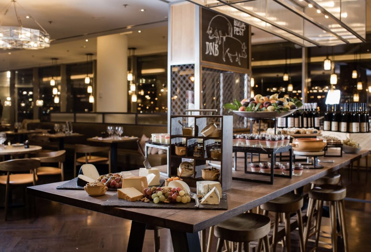 DNB Budapest Étterem brunch villásreggeli all you can eat étterem Budapesten svédasztal