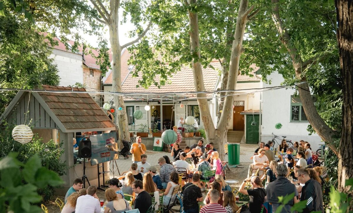 KRAFT kert - MONYO playground étterem Budapest agglomerációjában étterem Budaörs