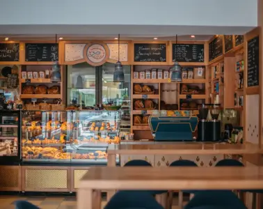 Madárlátta Pékség a Balatonnál Keszthely