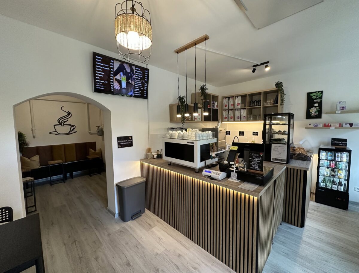 Base Coffee & More új kávézó Budapesten